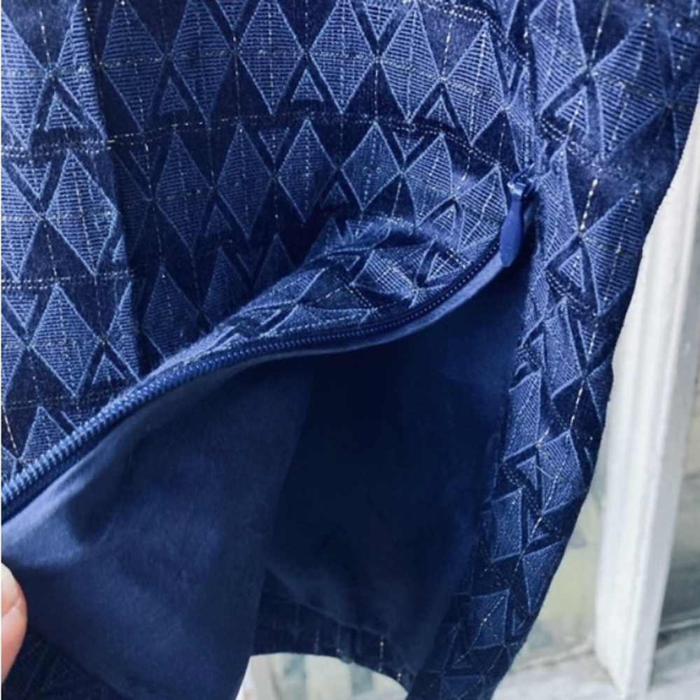 Elizabeth & James Rayon/SILK Blend Navy & Gold Metallic Cropped Pants S - Picture 10 of 15
